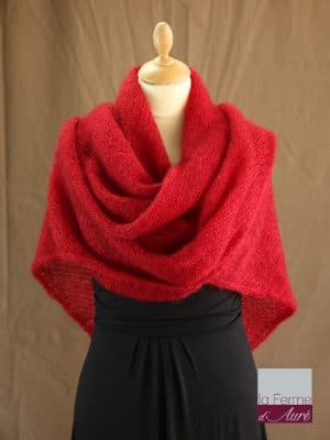 chale femme laine mohair rouge par la Ferme d'Auré - Chale en laine mohair