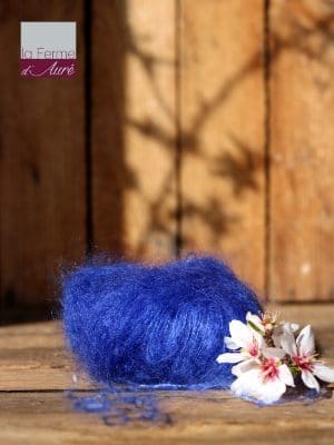 Pelote de laine mohair et soie bleu outremer - Mohair de la Ferme d'Auré