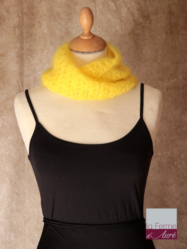 col-snood-mohair-des-fermes-de-france-jaune-mohair-ferme-aure-2