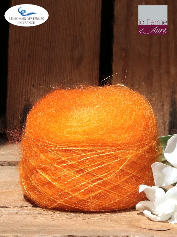 Laine Mohair et Soie Plume coloris Mangue. Mohair des Ferme de France par la Ferme d'Auré